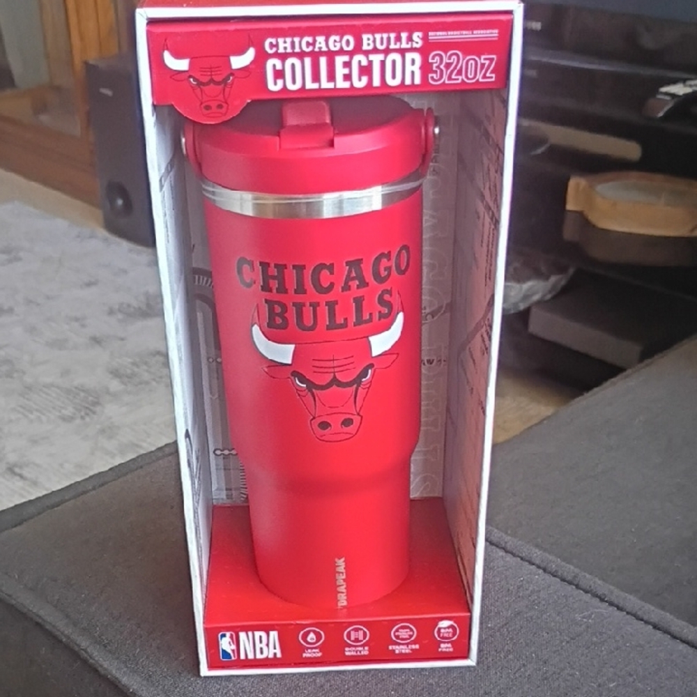 NBA Chicago Bulls Red Travel Tumbler